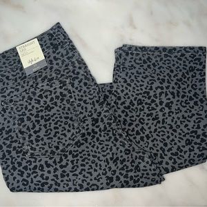 Black/ Grey Leopard style jeans!